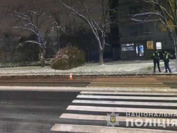 У Луцьку BMW збив пішохода: постраждалий – у лікарні