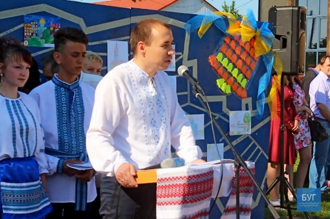 Останній дзвоник у Володимирі. ФОТО