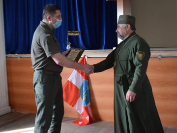Нацгвардійці нагородили волинського капелана. ФОТО