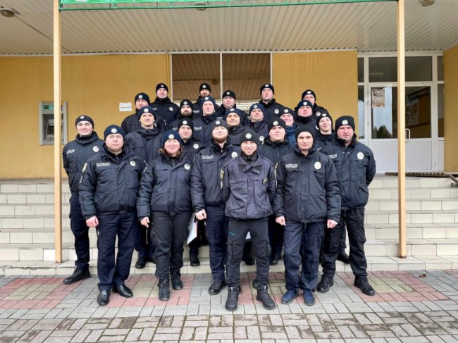 На Волині з'явилися перші поліцейські офіцерки громад