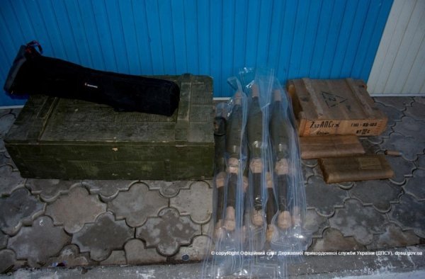 Пункт пропуску «Маринівка» після бою з терористами. ФОТО. ВІДЕО