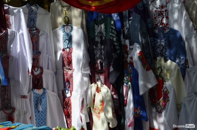 Ярмарок на «Лесі»: що особливого лучанам пропонують купити у національне свято. ФОТО