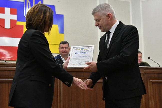 Колектив Волинського драмтеатру отримав подяку від Комітету Верховної Ради України