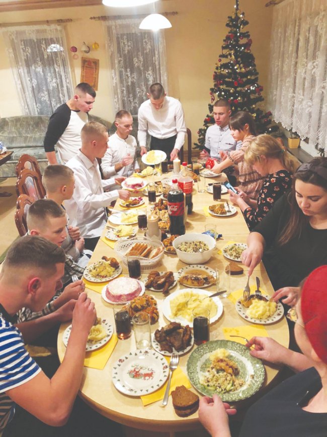 Волиняни створили будинок сімейного типу і стали батьками більше як для 30 дітей