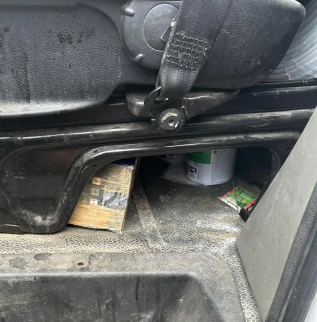  В «Устилузі» в авто волинянина  знайшли контрабандний товар. ФОТО