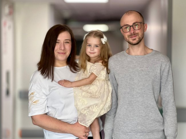 Лікарі врятували 3-річну лучанку, яка понад місяць не могла дихати