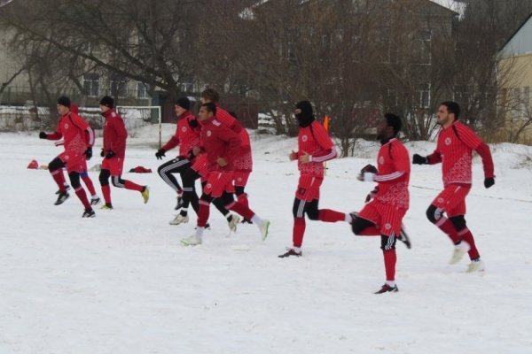 «Волинь» і сніг. ФОТО