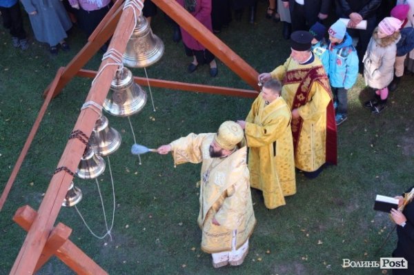 На Волині освятили триповерхову дзвіницю. ФОТО.ВІДЕО