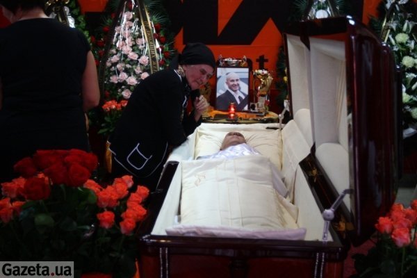 В Україні попрощалися з Вадимом Нестерчуком. ФОТО