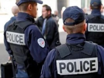 У Нідерландах автобус в'їхав у натовп людей