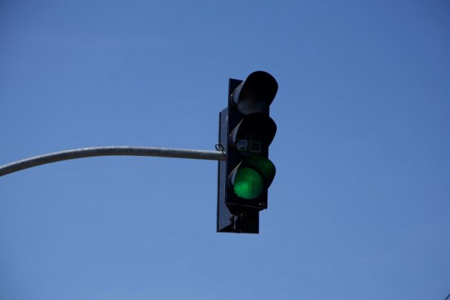 На вулиці Львівській у Луцьку встановили світлофор