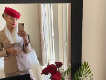 Стюардеса з Волині розповіла про робочі будні та найдивніший виклик на борту літака