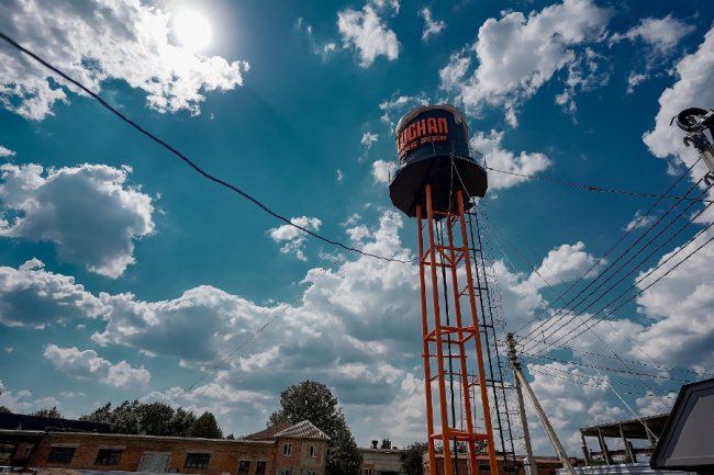 Луцька реміснича броварня Luchan Brothers' Brewery запрошує на відкриття*