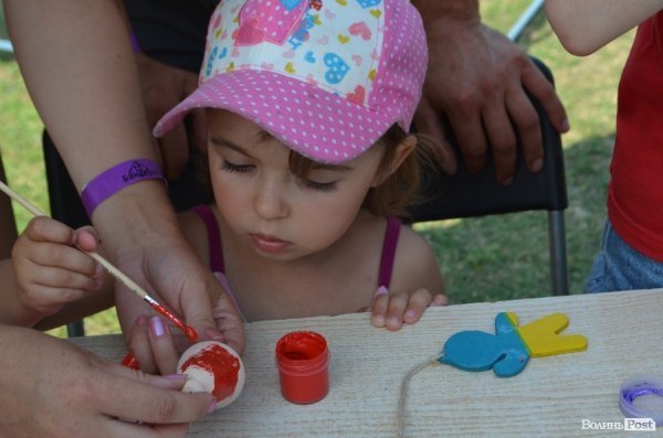 Маленькі патріоти також «фестивалили» на «Бандерштаті»