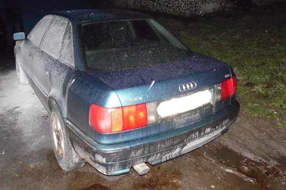 У Рівному вночі горіло авто