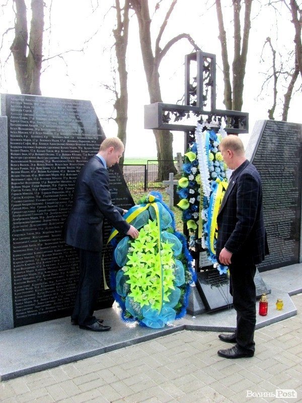 Українські могили в Польщі:  Волинь пам’ятає