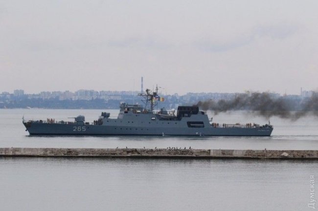 У порт Одеси вперше за кілька років зайшов підводний човен