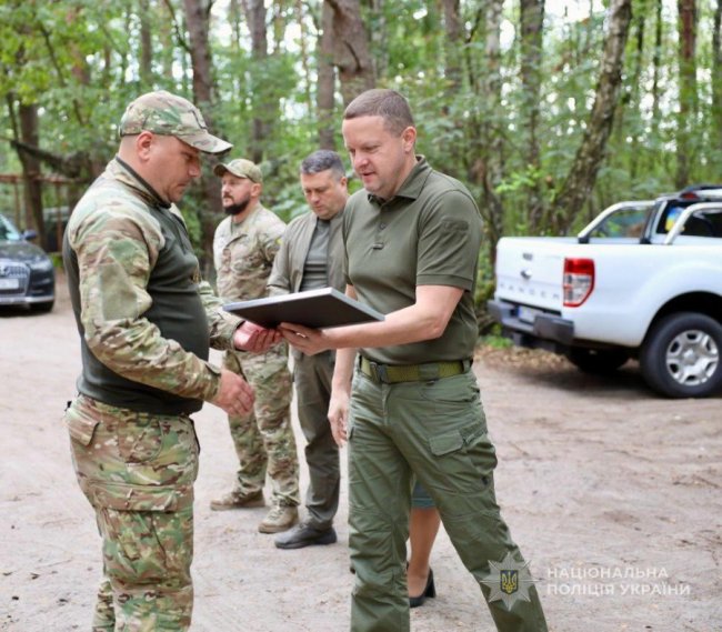 На Волині поліцейським стрілецького батальйону вручили державні відзнаки