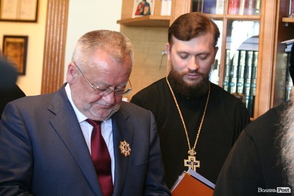 Губернатор Волині отримав орден від митрополита Володимира. ФОТО