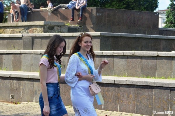 Луцькі випускники 2016. ФОТОРЕПОРТАЖ