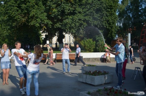 Як лучани святкували перемогу в туристичному конкурсі. ФОТО