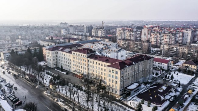 Показали, як ремонтують приймальне відділення волинської обласної лікарні. ФОТО