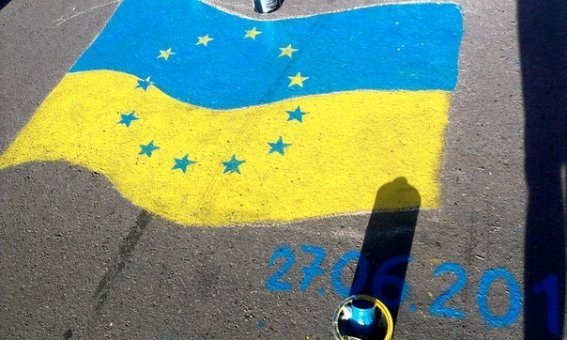 У Ковелі розфарбували міст. ФОТО