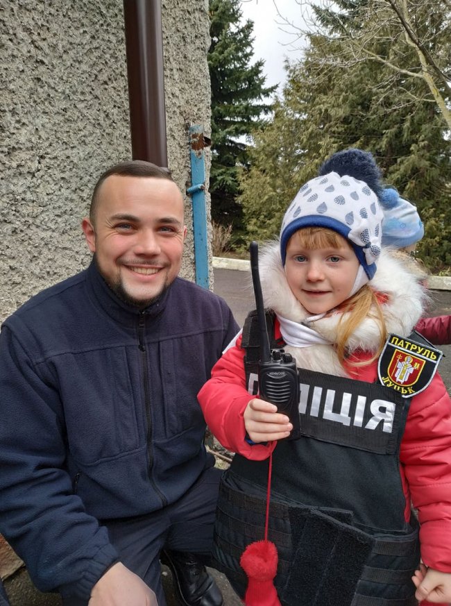 Радісні вигуки в рацію та захват в очах: як малечу Гіркої Полонки вчили безпеці руху