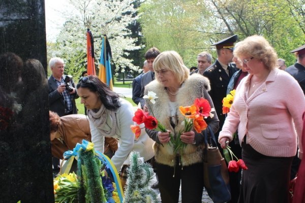 Луцьк вшанував «чорнобильців». ФОТО 
