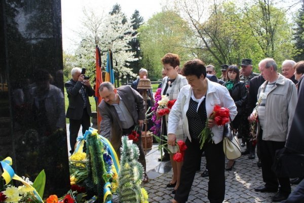 Луцьк вшанував «чорнобильців». ФОТО 