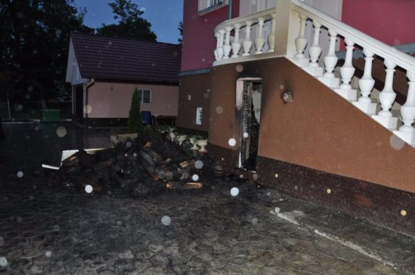 В Ковелі невідомі підпалили храм. ФОТО