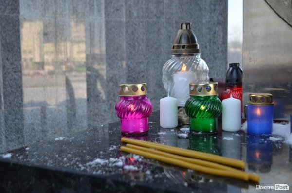  У Луцьку помолилися за загиблих у Києві і волю України. ФОТО