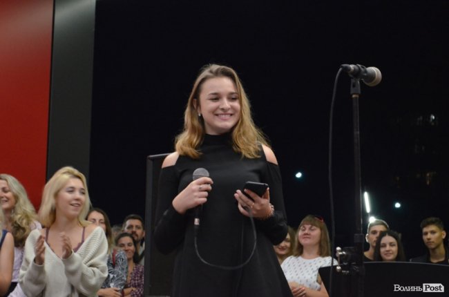 Атмосферно і затишно: у Луцьку співали в пам'ять про Скрябіна. ФОТО