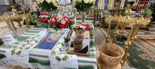 На Волині попрощалися із 40-річним Героєм Денисом Єлюбаєвим