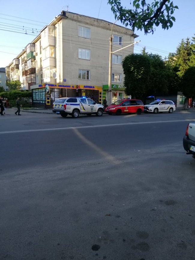 Повідомили про замінування житлового будинку в Луцьку – людей евакуювали. ФОТО