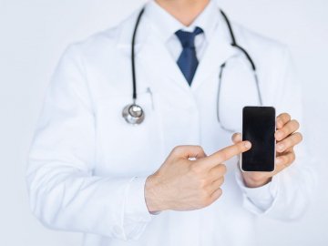 Консультація по телефону чи «швидка»: що робити лучанам, коли лікар не приходить додому