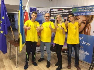 Волинські студенти стали у Польщі «космічними лідерами». ФОТО