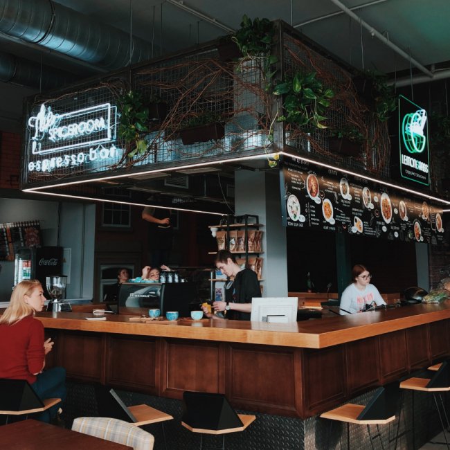 У «Промені» відкрилися нові заклади. ФОТО*