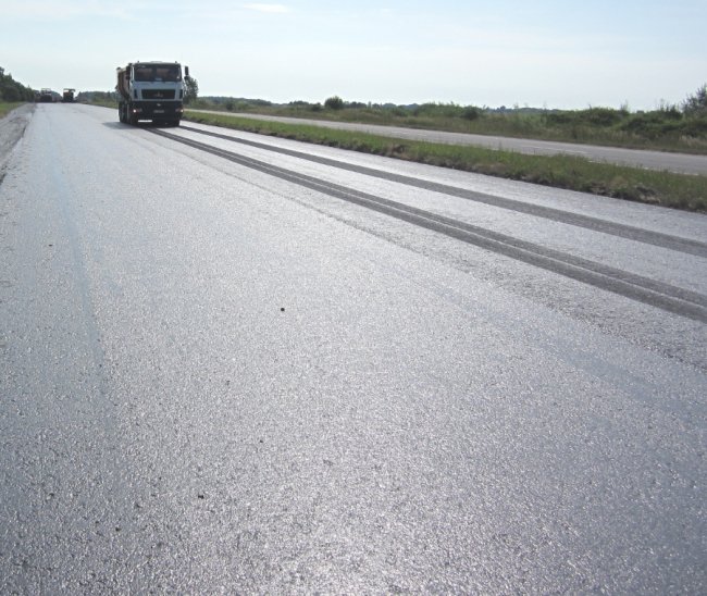 Відновили ремонтні роботи на трасі Київ-Ковель-Ягодин. ФОТО