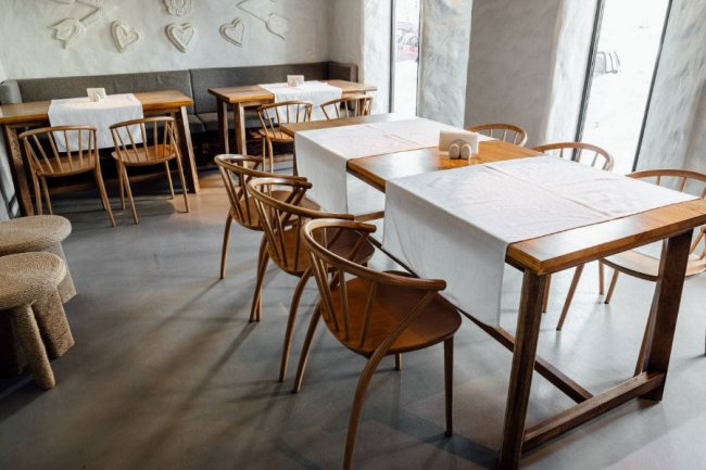 Меблеве наповнення для ресторану «Курінь»