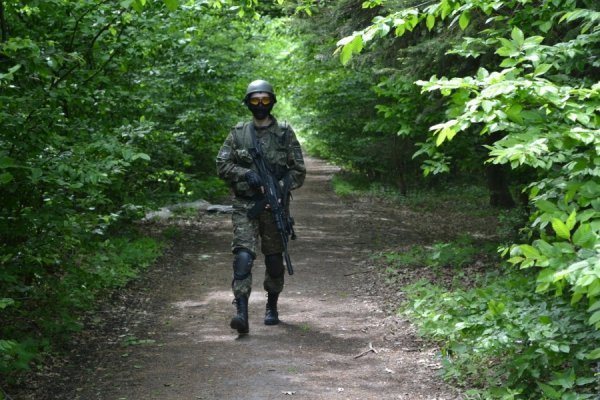 Не наша війна, - страйкбол під Луцьком. ФОТО