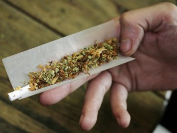 У Луцьку затримали чоловіка з наркотиками