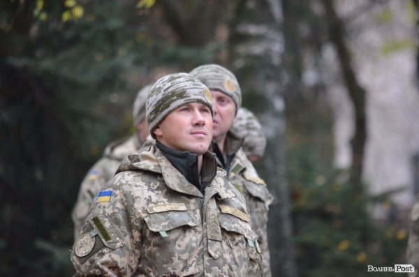 «Схід і Захід разом!»: до Луцька приїхав «Потяг єднання»