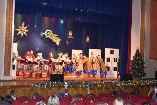 У Луцьку для дітей пільгових категорій влаштували новорічне свято