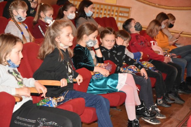 У Луцьку для дітей пільгових категорій влаштували новорічне свято