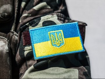 Військовий помер, випавши з поїзда дорогою в зону ООС