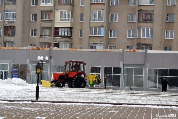 Фото снігового ранку в Луцьку