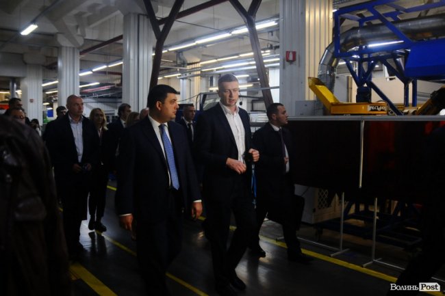 Екскурсія для Володимира Гройсмана по «Modern-Expo»