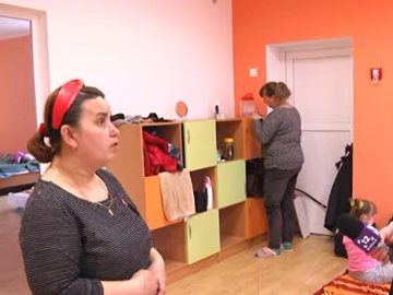 Переселенці повертаються з Волині додому, хоч там і руїни. ВІДЕО