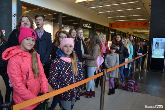 Автограф-сесія Сергія Бабкіна у Луцьку. ФОТО